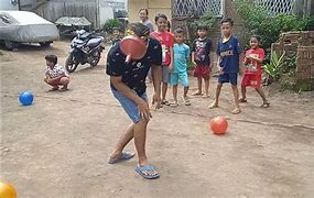 Lomba Bola Tikus